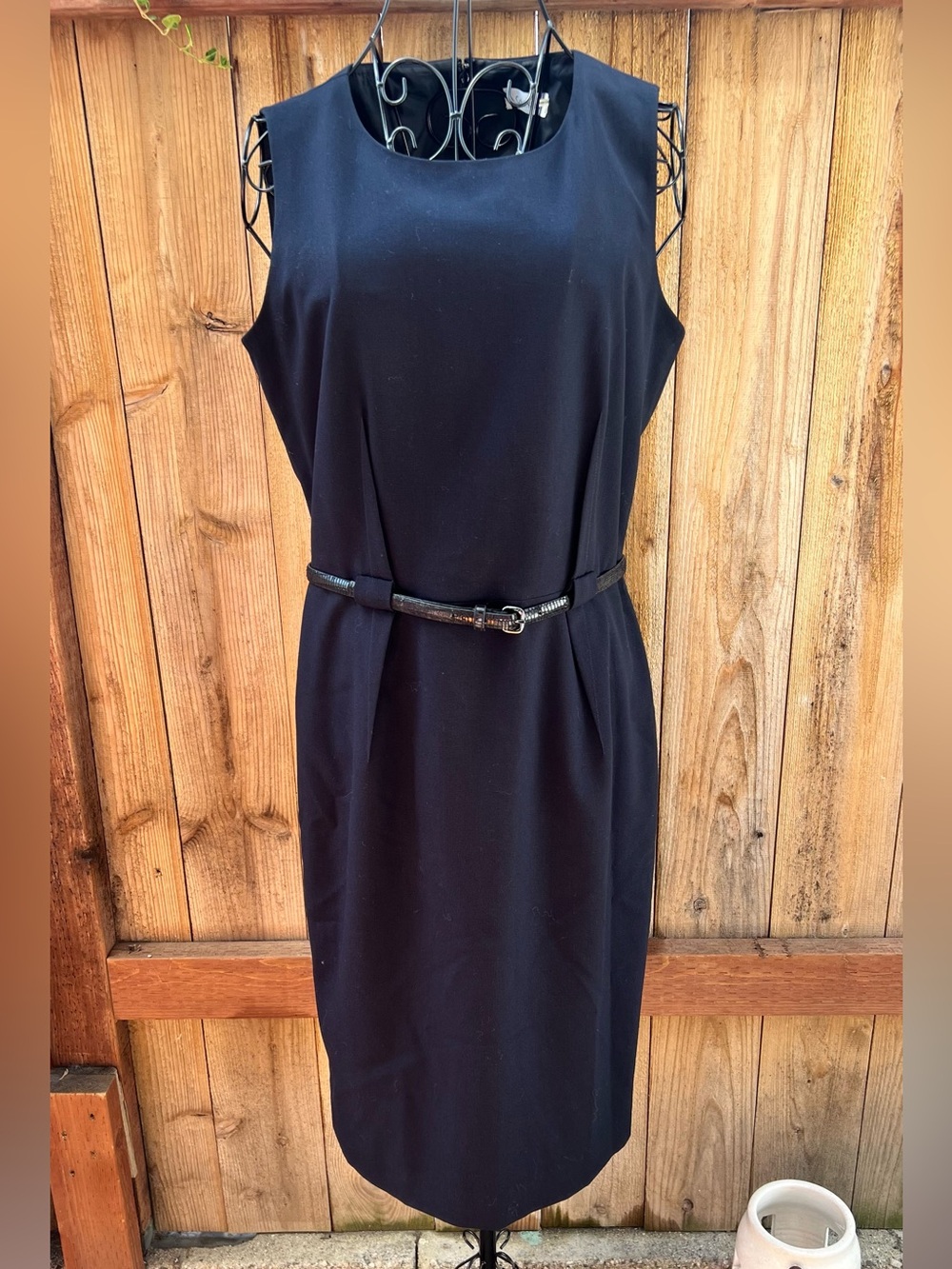 Classic Black Sleeveless Sheath Dress with Belt